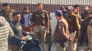 उत्तराखंड : हरिद्वार में टप्पेबाजों का आतंक: वृद्धा को बेहोश कर 50 हजार रुपये व सोने के कुंडल लूटे…