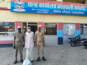 उत्तराखण्ड: कोतवाली मंगलौर पुलिस का अपराधियों पर शिकंजा, 54 पैकेट टेट्रा पैक अवैध शराब के साथ एक आरोपी गिरफ्तार…देखे विडिओ !!