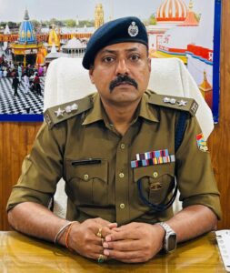 उत्तराखण्ड: हरिद्वार गोवंश संरक्षण नियमों का उल्लंघन करने वालों पर पुलिस का शिकंजा_ 57 गैंग के 162 अभियुक्त चिन्हित _67 पर गुंडा एक्ट जिला बदर की तैयारी_एसएसपी नवनीत सिंह भुल्लर…