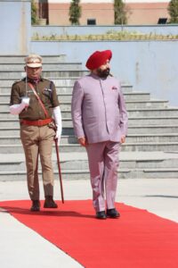 उत्तराखंड : बजट सत्र के अवसर पर राज्यपाल को विधानसभा परिसर द्वारा गॉर्ड ऑफ़ ऑनर…