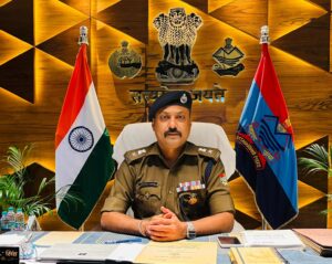 उत्तराखण्ड:  पुलिस अभिरक्षा में आरोपी की मौत_ एसएसपी हरिद्वार ने ऑनलाइन आकर मीडिया को दी जानकारी_न्यायिक मजिस्ट्रेट कर रहे जांच_एनएचआरसी गाइडलाइंस के तहत कार्रवाई शुरू_देखे विडिओ !!