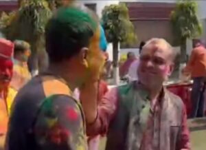 उत्तराखंड : हरिद्वार पुलिस महकमे समेत गली- मोहल्ले में उत्त्साह पूर्वक मनाया गया होली का पर्व…देखे विडिओ