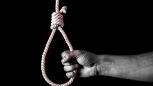 MBA छात्र ने फंदा लगाकर जान दी, फांसी से पहले नस काटी पिता सेना में कर्नल