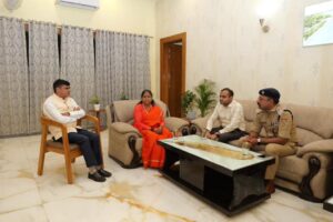 उत्तराखंड / हरिद्वार : हरिद्वार में राष्ट्रीय पिछड़ा वर्ग आयोग अध्यक्ष का स्वागत, समाज के हितों पर हुई चर्चा…