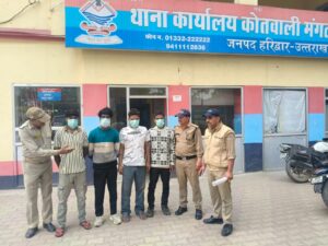 उत्तराखंड / हरिद्वार : ऑपरेशन प्रहार में पुलिस की बड़ी कार्रवाई : 5 आरोपी गिरफ्तार, वाहन चोर व शराब पीकर गाड़ी चलाने वाला भी दबोचा…