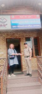 उत्तराखंड / हरिद्वार : हर की पैड़ी पर गंगा आरती देखने आई विदेशी महिला का खोया मोबाइल 24 घंटे में बरामद, हरिद्वार पुलिस की तत्परता की सराहना…