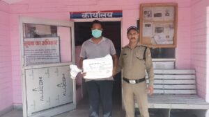 उत्तराखंड / हरिद्वार : हरिद्वार में अवैध शराब के खिलाफ कार्रवाई, 48 पैकेट देशी शराब के साथ युवक गिरफ्तार…