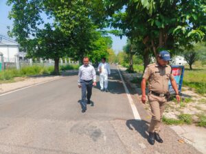 उत्तराखंड / हरिद्वार : प्रधानमंत्री की “ईंधन बचाओ” मुहिम को हरिद्वार में मिला प्रशासनिक समर्थनडीएम मयूर दीक्षित पैदल पहुंचे कलेक्ट्रेट… देखे विडिओ !!