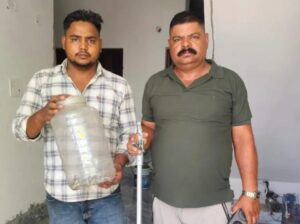 उत्तराखंड/हरिद्वार : पानी के टैंक से निकले 27 सांप के बच्चे, गांव में मची दहशत; वन विभाग ने चलाया रेस्क्यू ऑपरेशन_देखे विडिओ !!