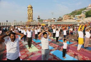 त्तराखंड / हरिद्वार : हरकी पैड़ी मालवीय घाट पर अंतर्राष्ट्रीय योग दिवस पर “स्वस्थ वृद्धावस्था के लिए योग” कार्यक्रम आयोजित…