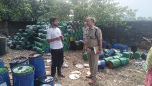 उत्तराखंड / हरिद्वार :कांवड़ मेले से पहले हरिद्वार पुलिस का बड़ा सत्यापन अभियान, 10 मकान मालिकों पर ₹1 लाख का जुर्माना, 8 संदिग्धों के चालान…