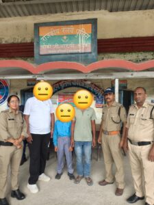 उत्तराखंड / हरिद्वार : घर से नाराज होकर ट्रेन में बैठा 12 वर्षीय बालक पहुंचा रुड़की, GRP की सतर्कता से सकुशल परिजनों से मिला…