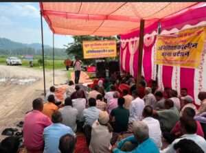 उत्तराखंड / हरिद्वार : लालढांग में रवासन नदी पर पुल की मांग को लेकर दो महीने से धरना, आर्यन की मौत के बाद उग्र हुआ ग्रामीणों का आंदोलन_देखे विडिओ !!
