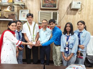 उत्तराखंड / हरिद्वार : प्रेस क्लब हरिद्वार पहुंचे कोर विश्वविद्यालय के मीडिया विद्यार्थी, पत्रकारिता की बारीकियों से हुए रूबरू…